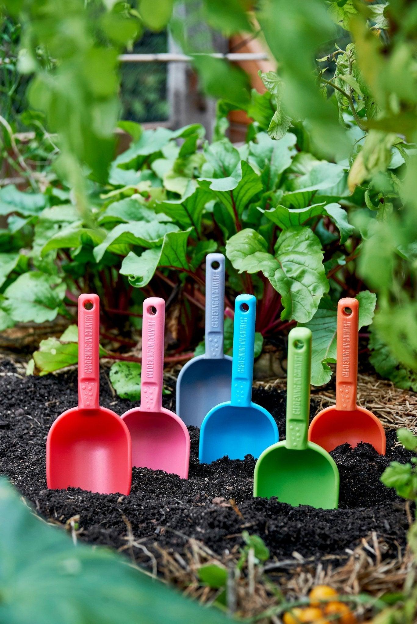 Are Recycled Plastic Garden Tools Any Good? (Strength, Durability & Real Use) - Gardening on Country