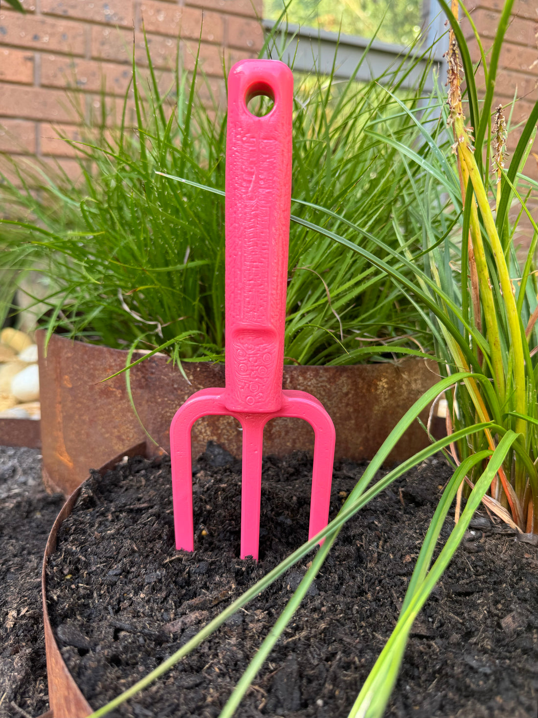 Recycled Plastic Garden Fork - Pink